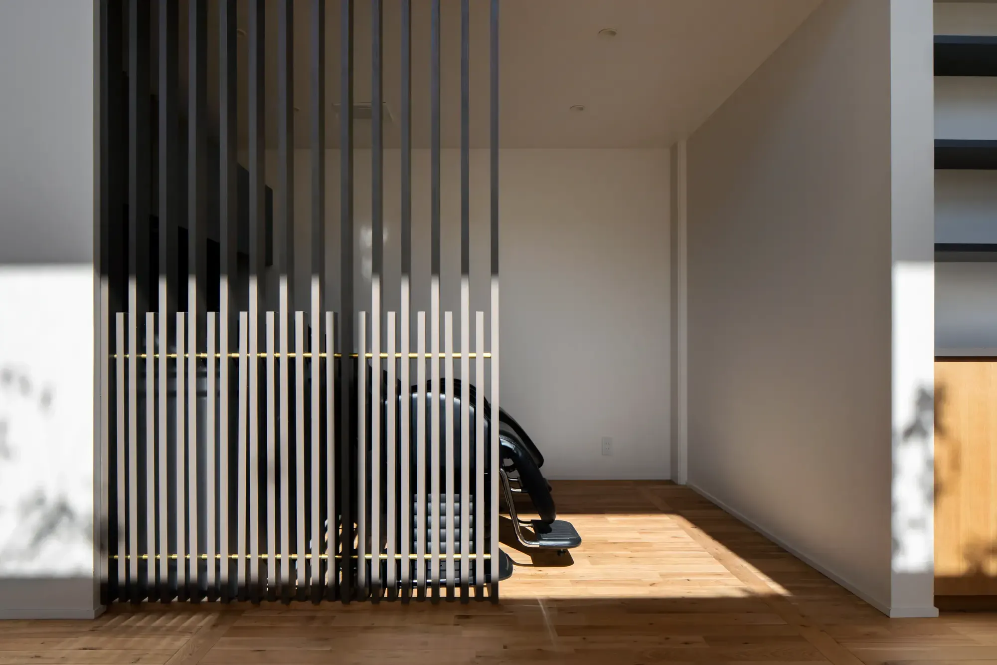 AMOR interior