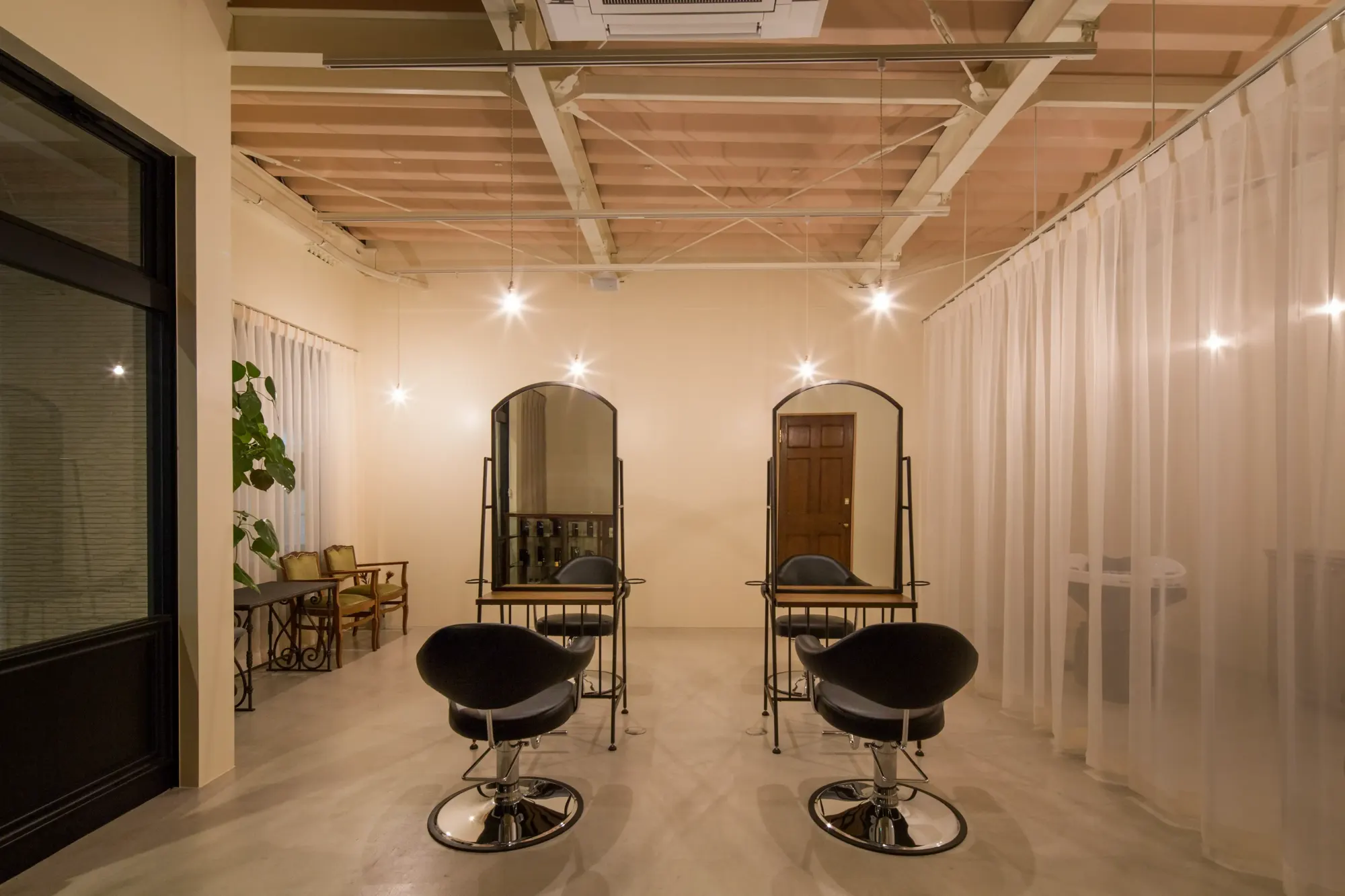 ba sho hair interior