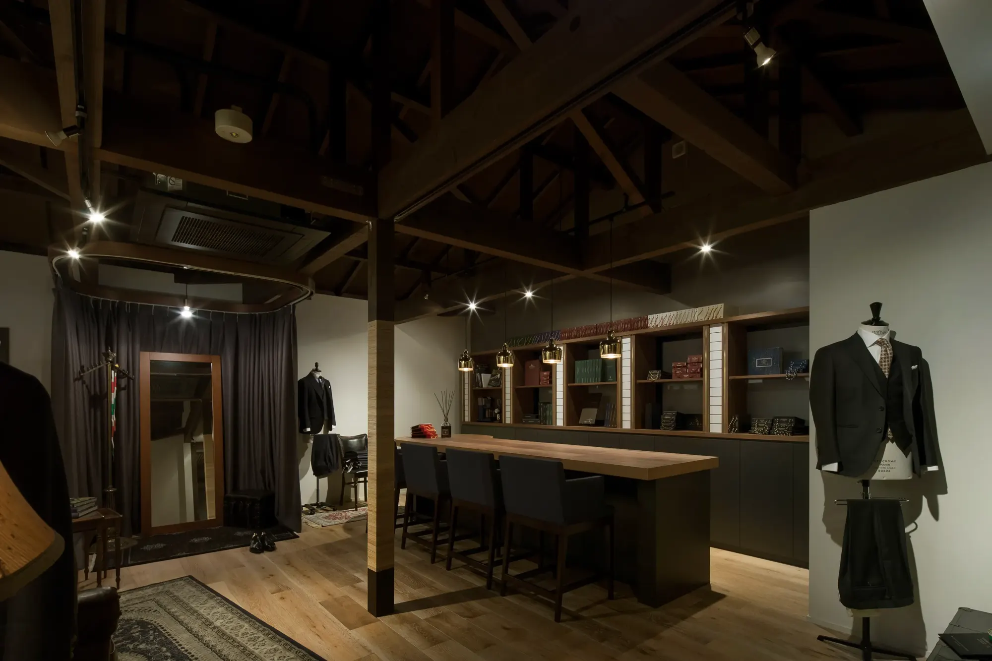 DEFFERT interior