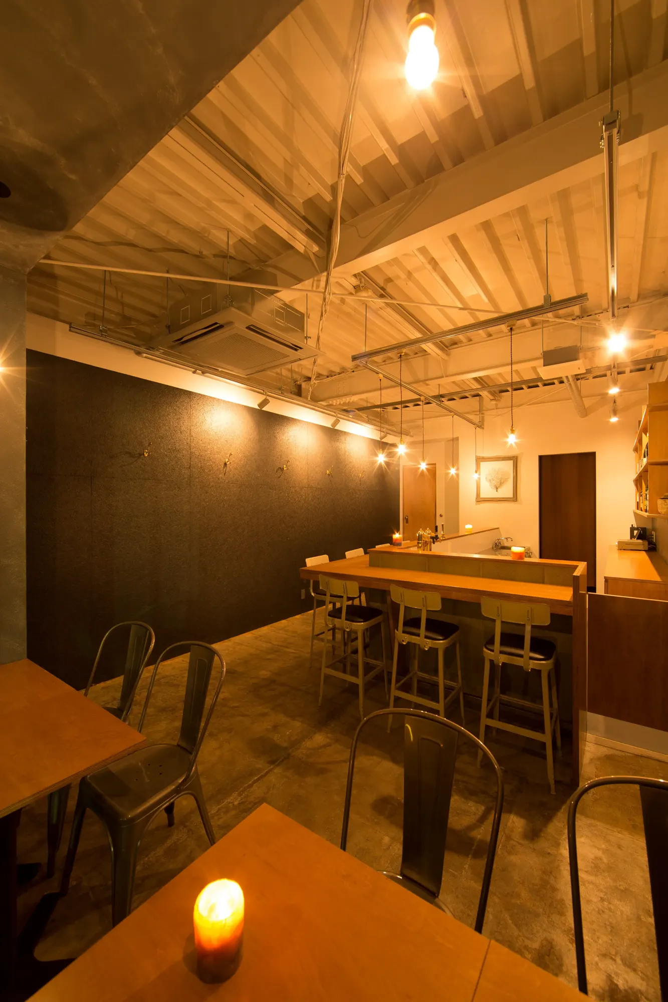 Geek Comfortable Bar & Cafe interior