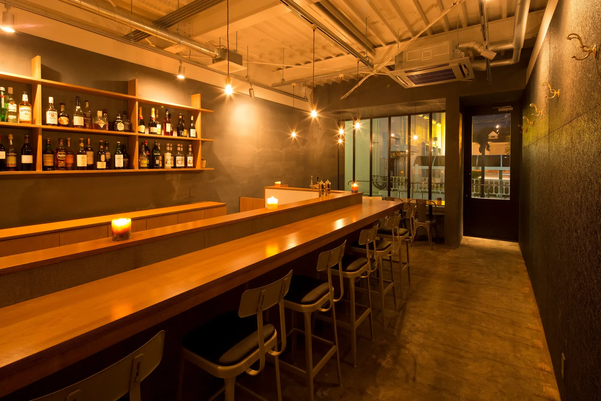 Geek Comfortable Bar & Cafe interior