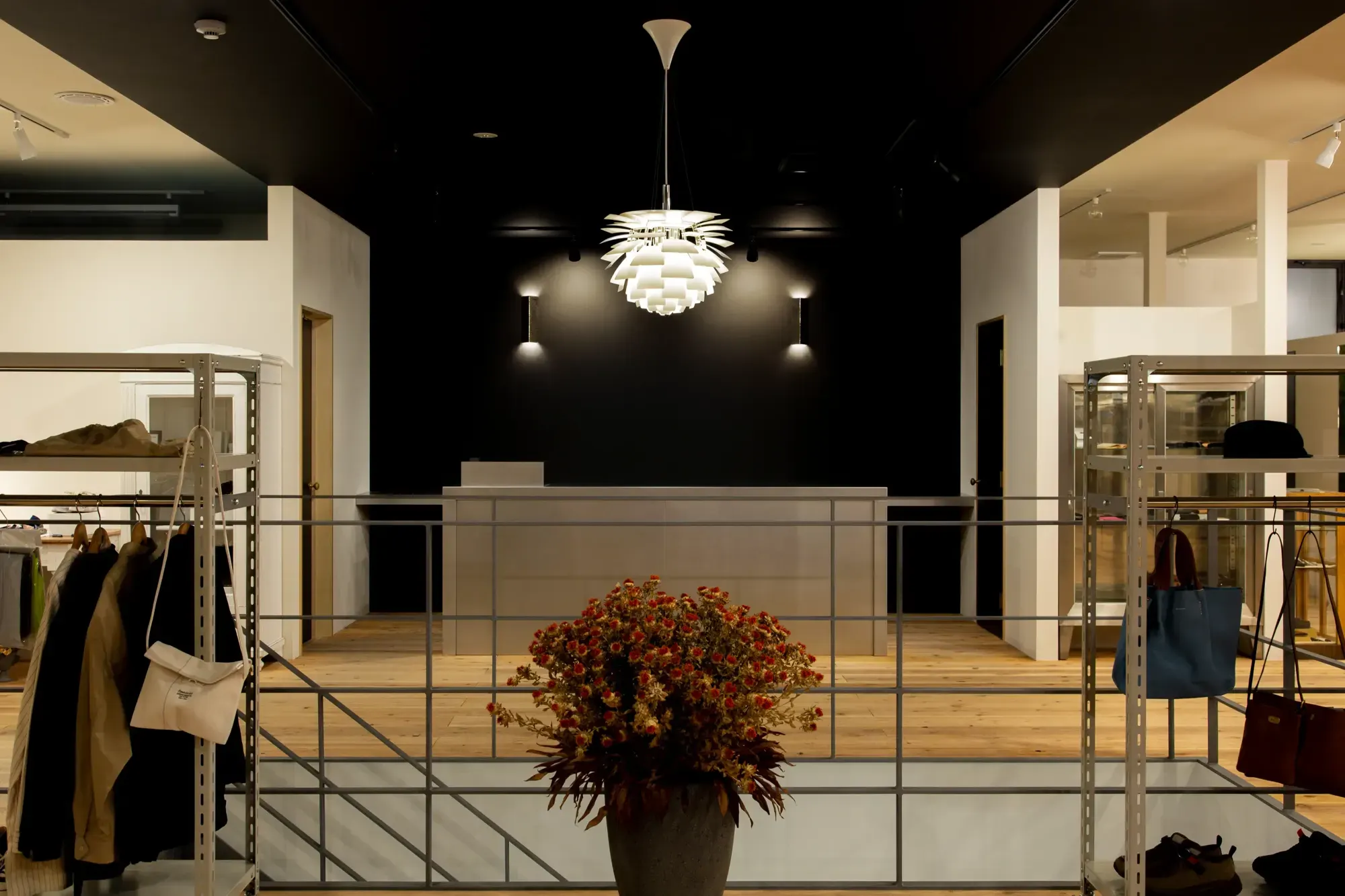 Higana bldg. interior
