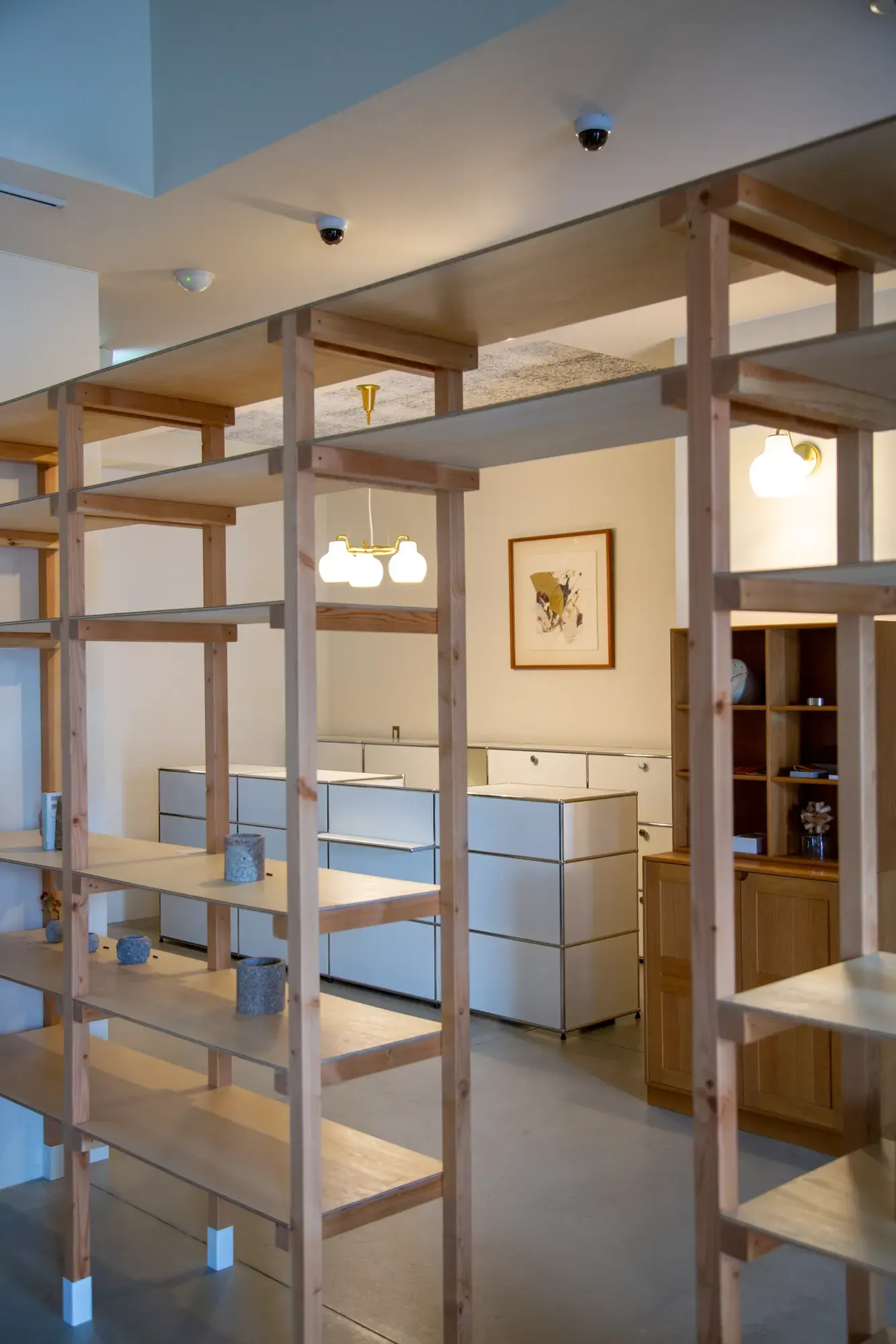 Higana bldg. interior