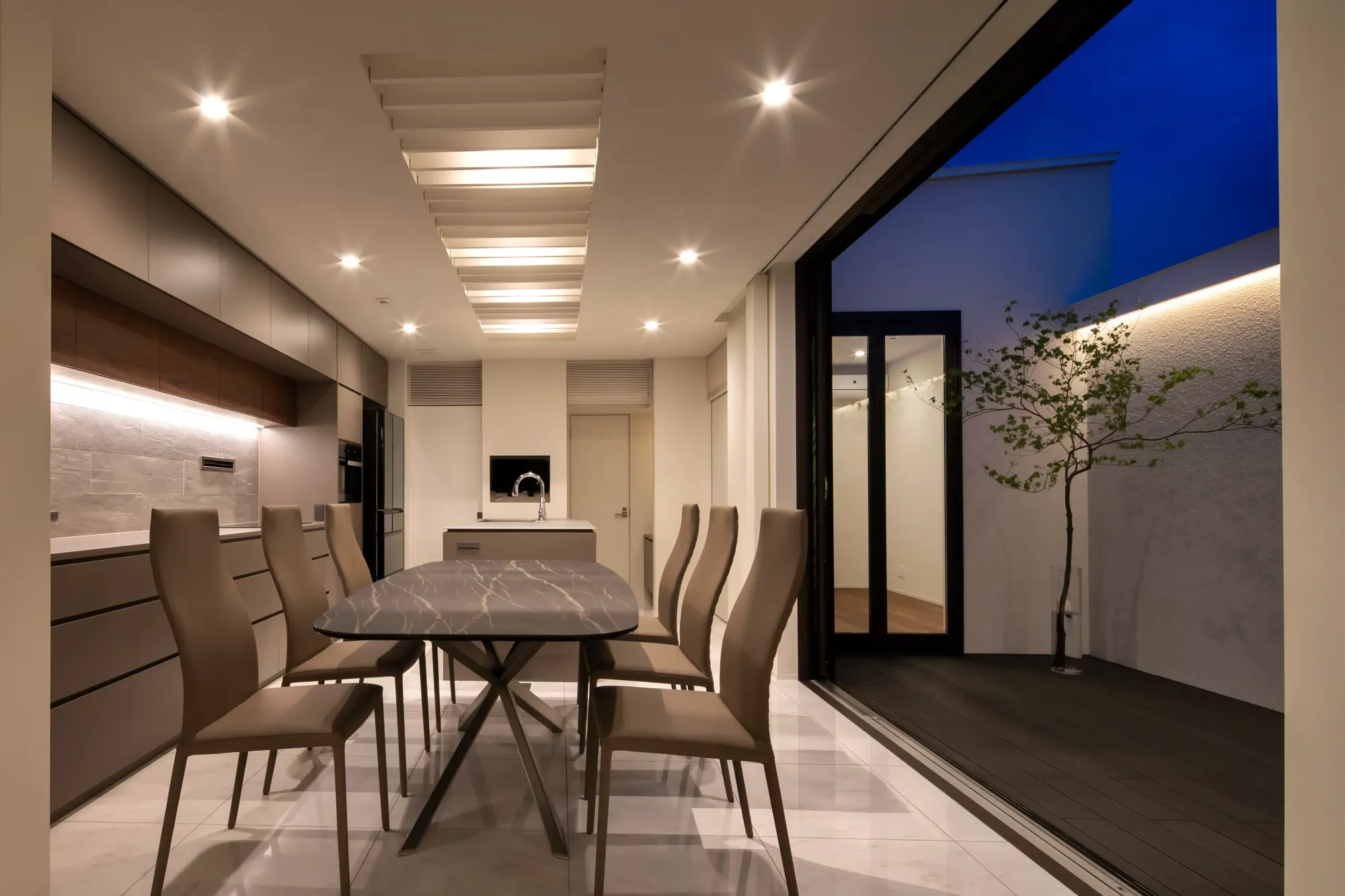House in Chikusa interior