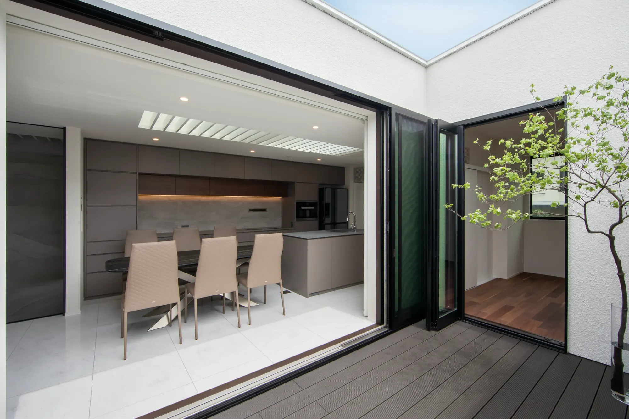 House in Chikusa interior