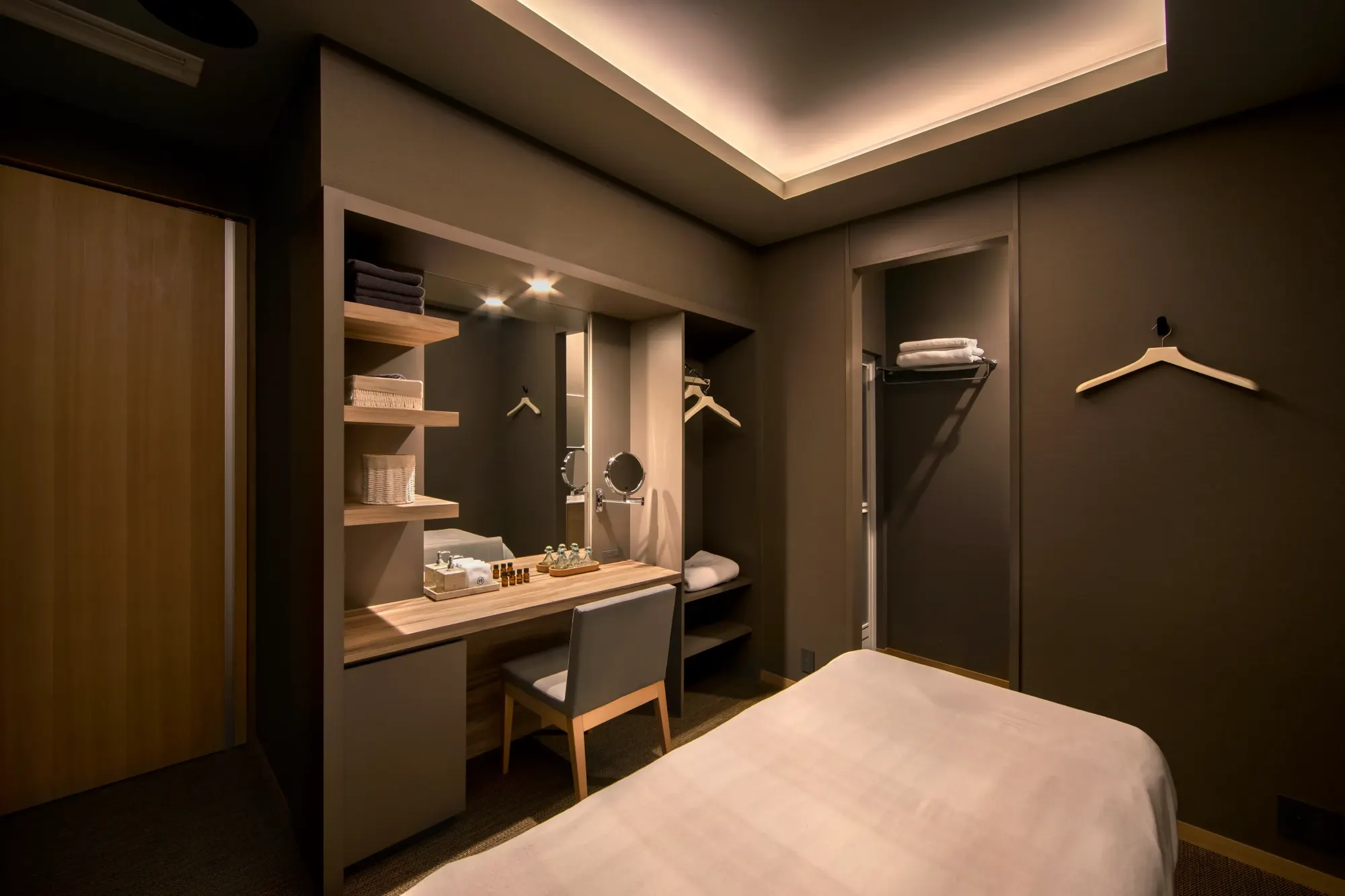 JUJU relaxation salon interior