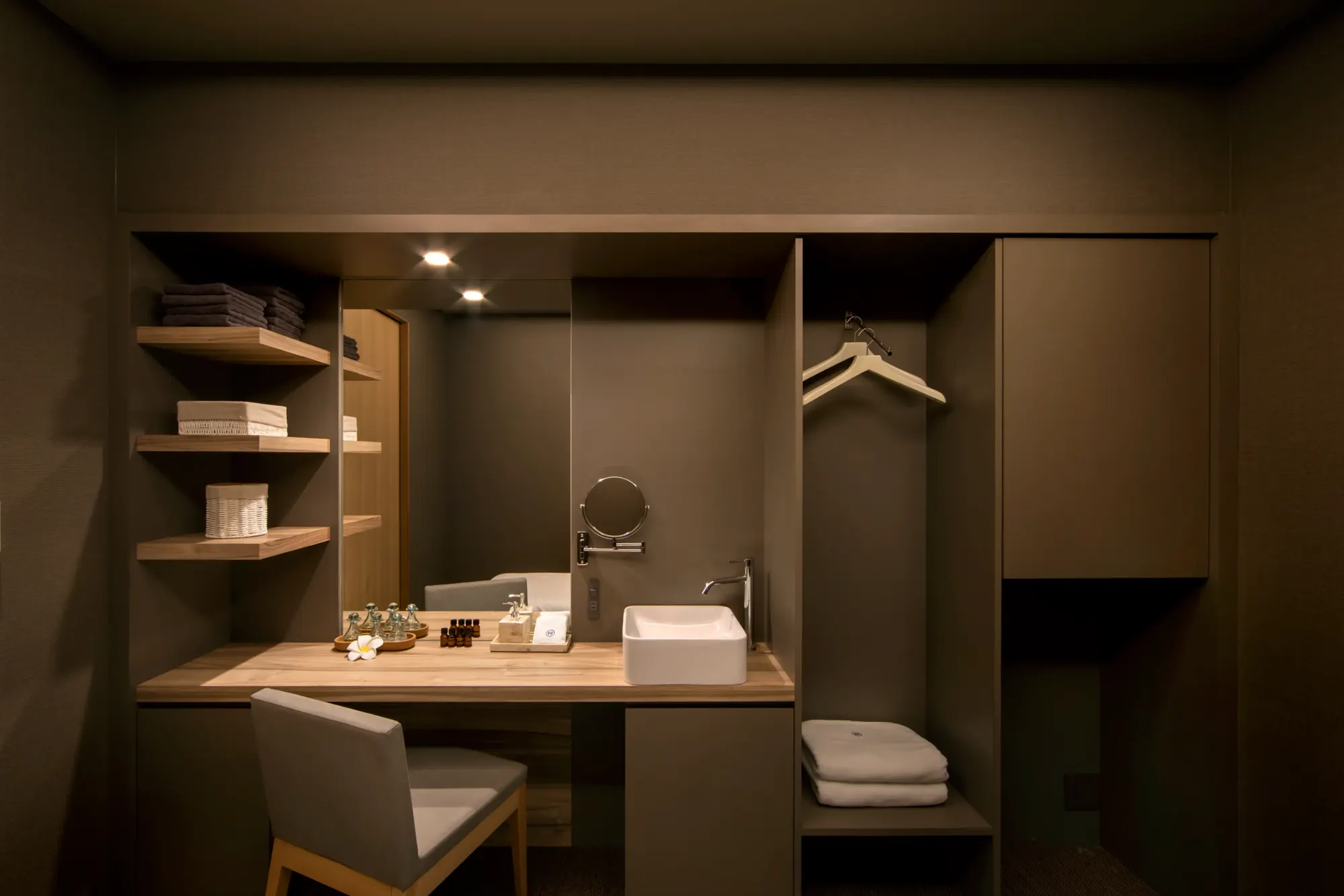 JUJU relaxation salon interior