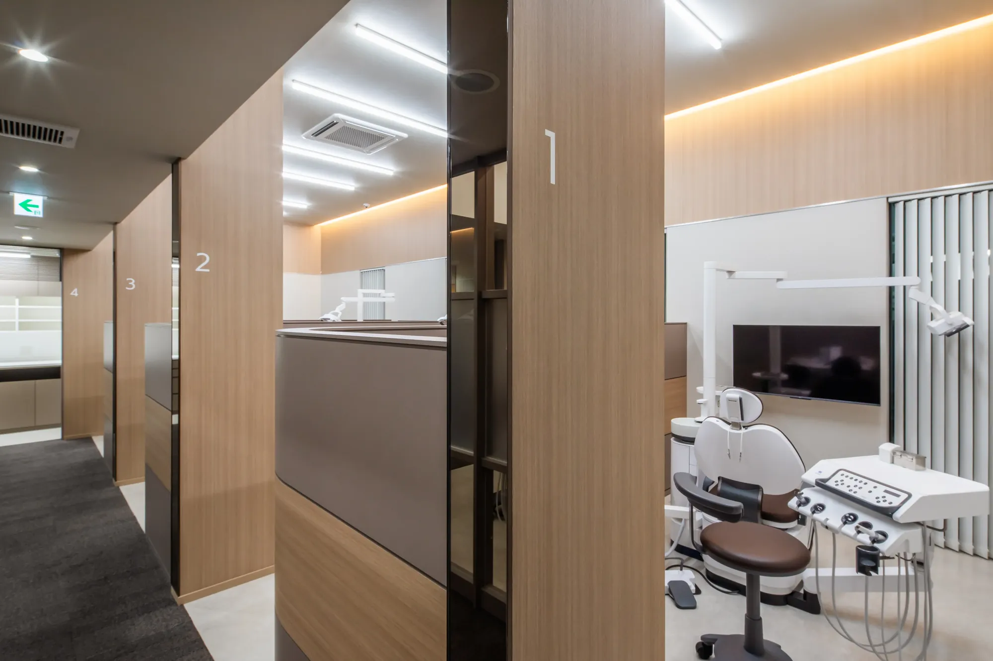 Miyamoto Dental Clinic interior