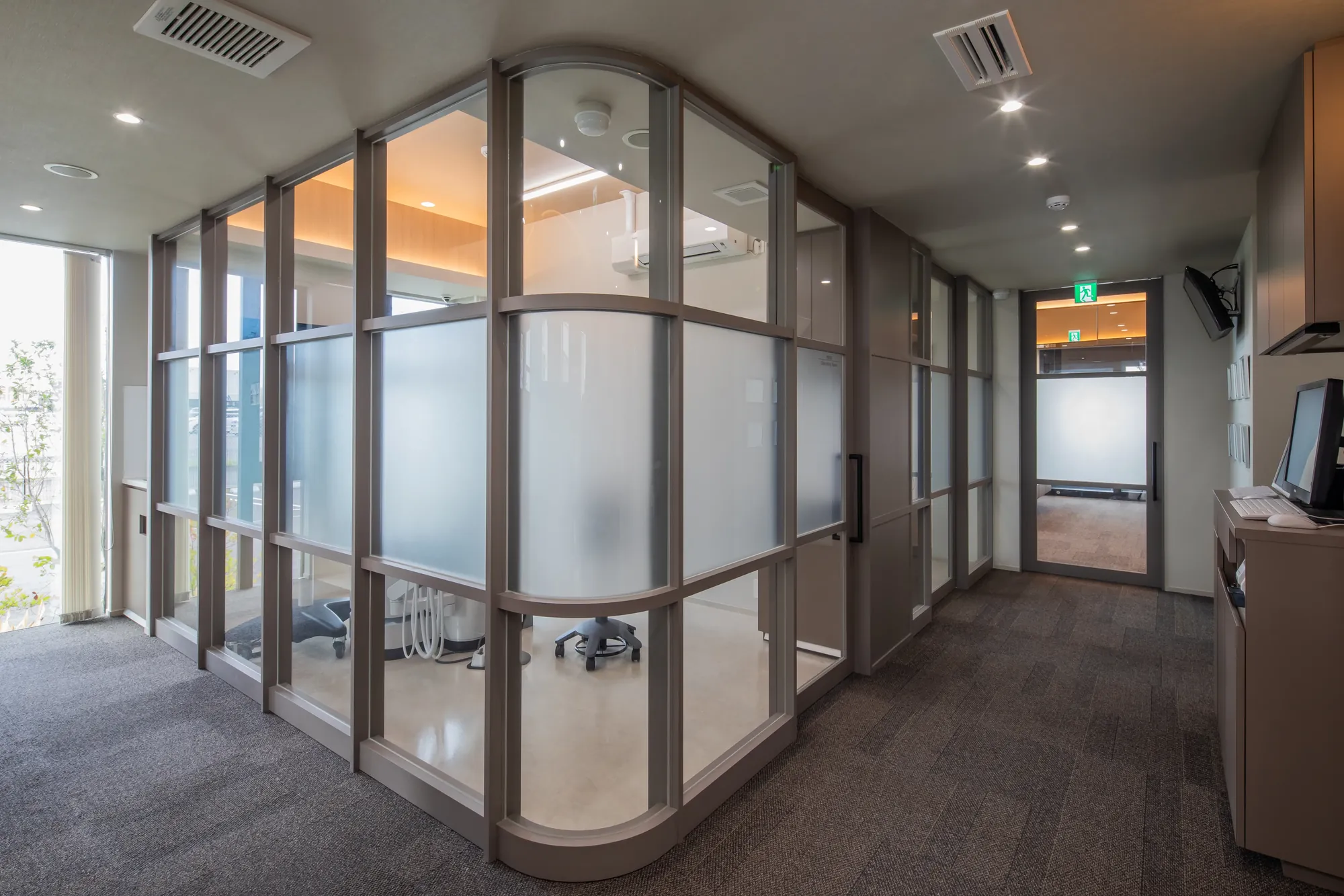 Miyamoto Dental Clinic interior