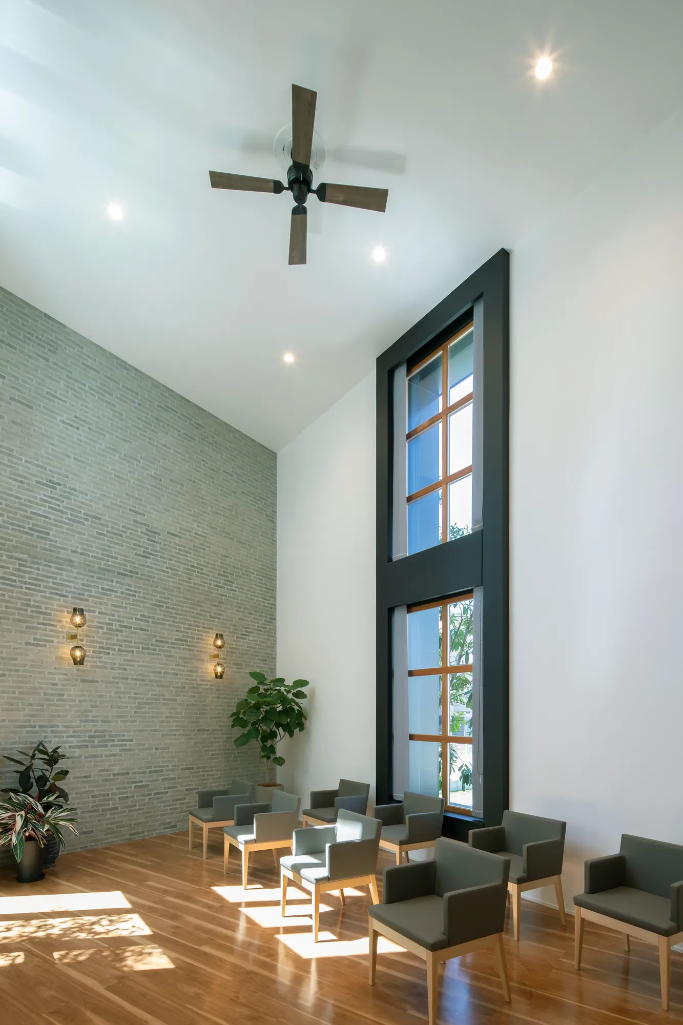 Ohno Dental Clinic interior