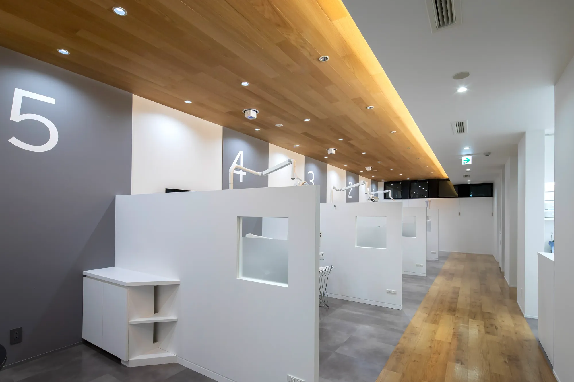 Ohno Dental Clinic interior