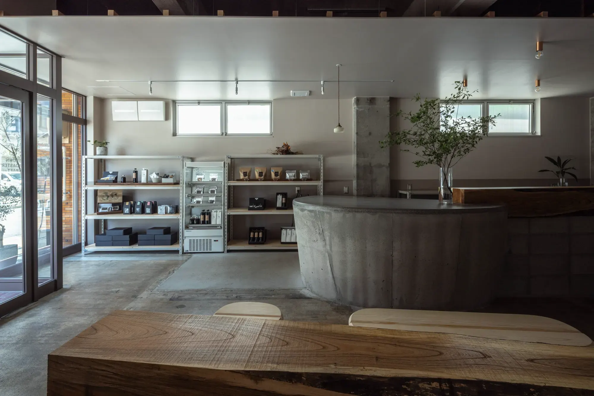 R ART OF COFFEE Chiyoda interior