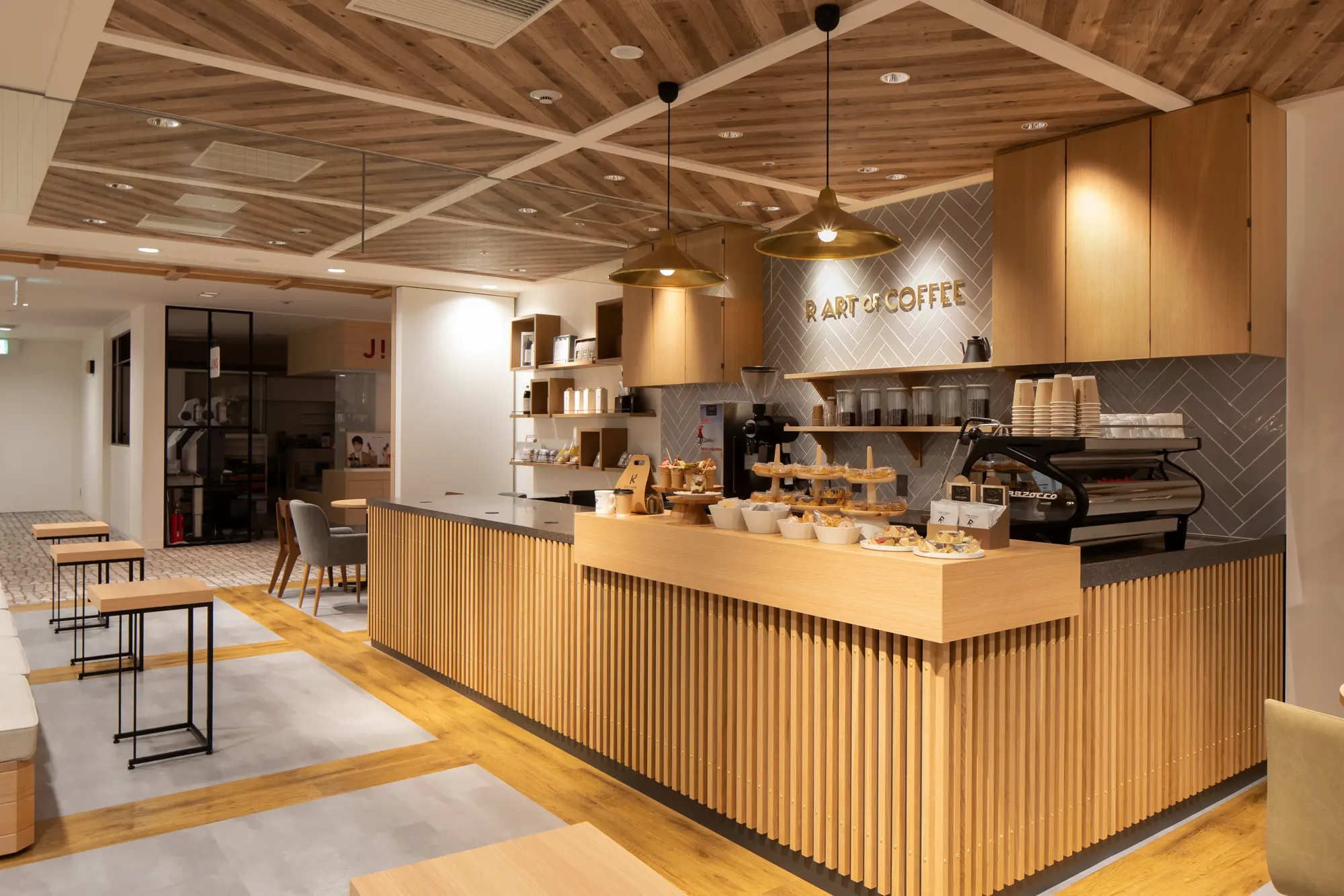 R ART OF COFFEE Matsuzakaya interior