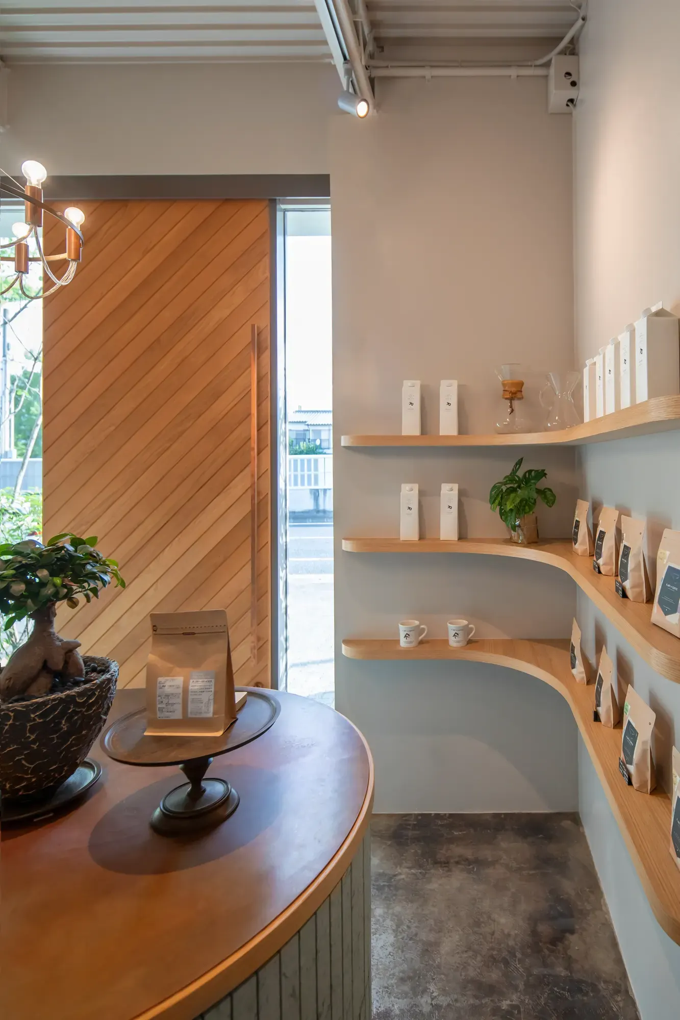 R ART OF COFFEE Motoyama interior