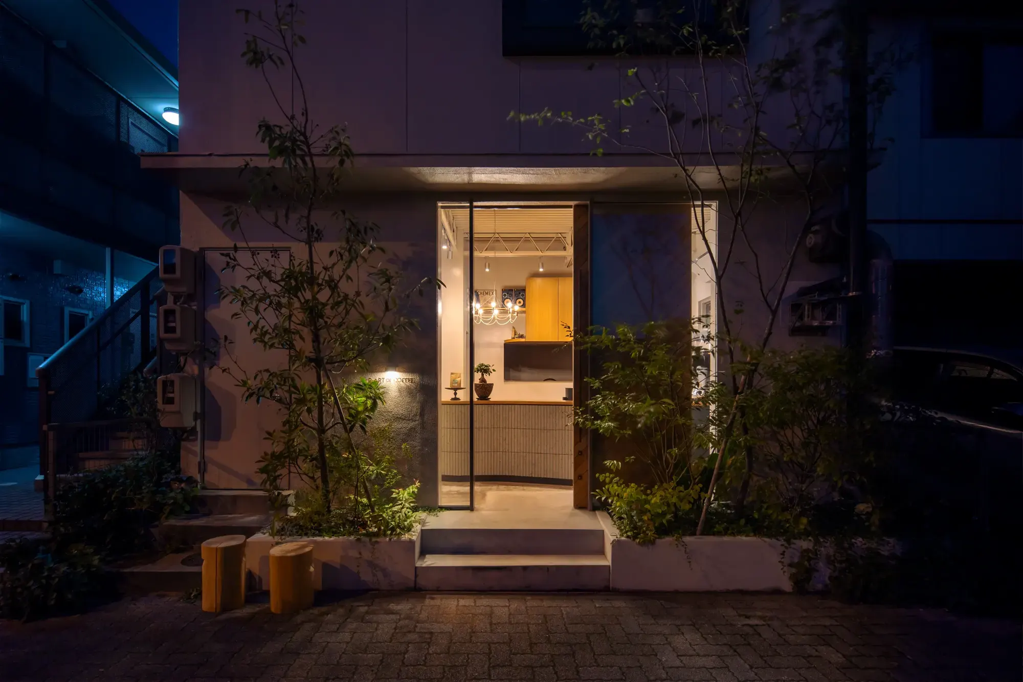 R ART OF COFFEE Motoyama interior