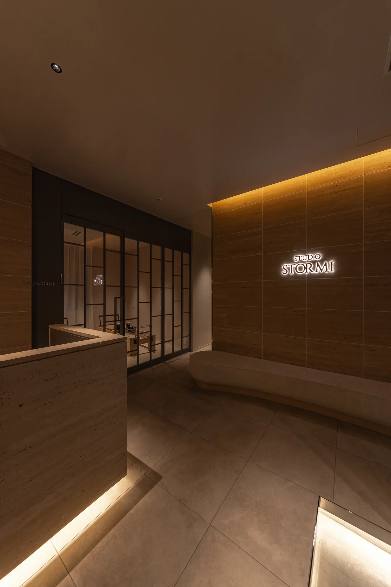 STUDIO STORMI interior