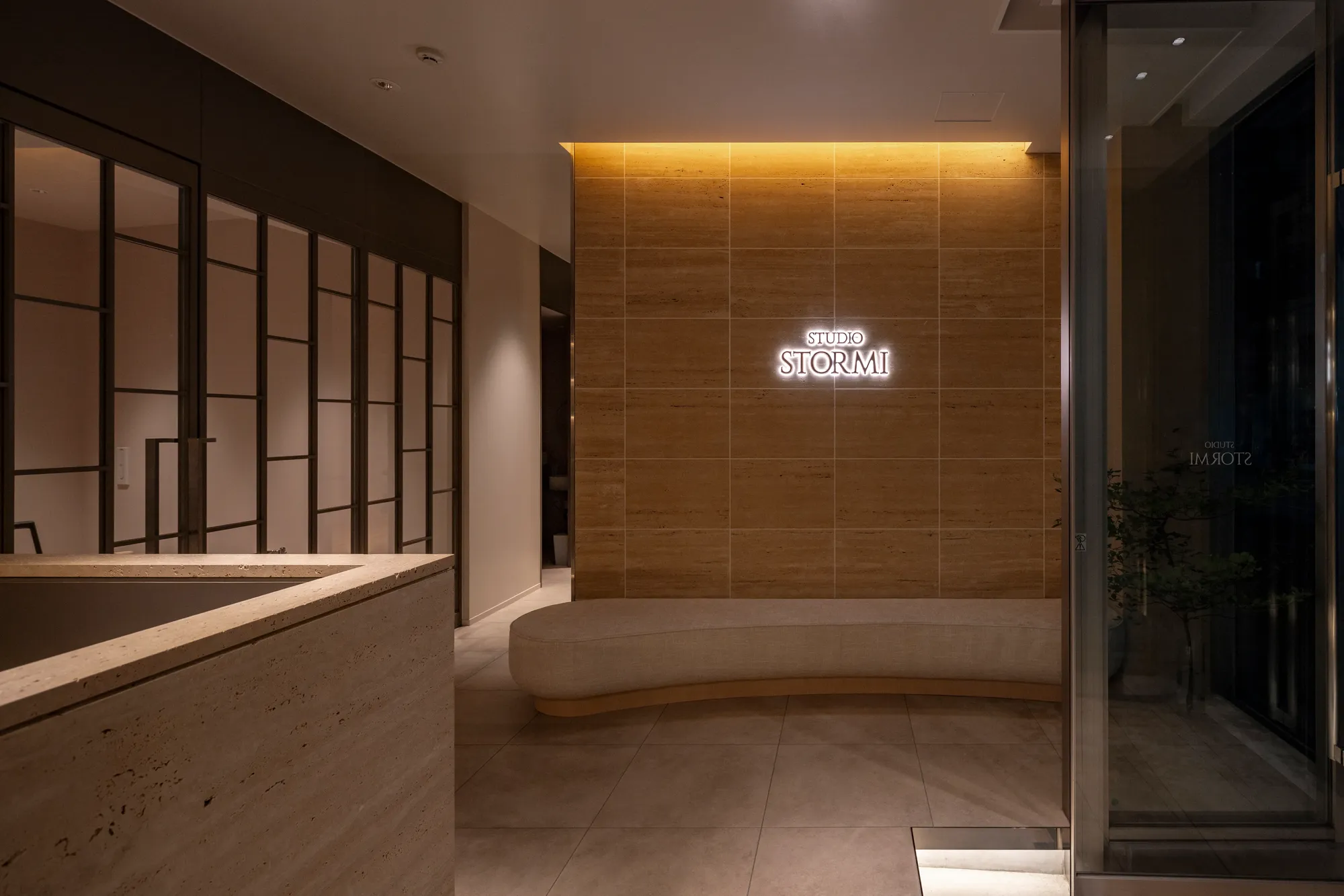 STUDIO STORMI interior