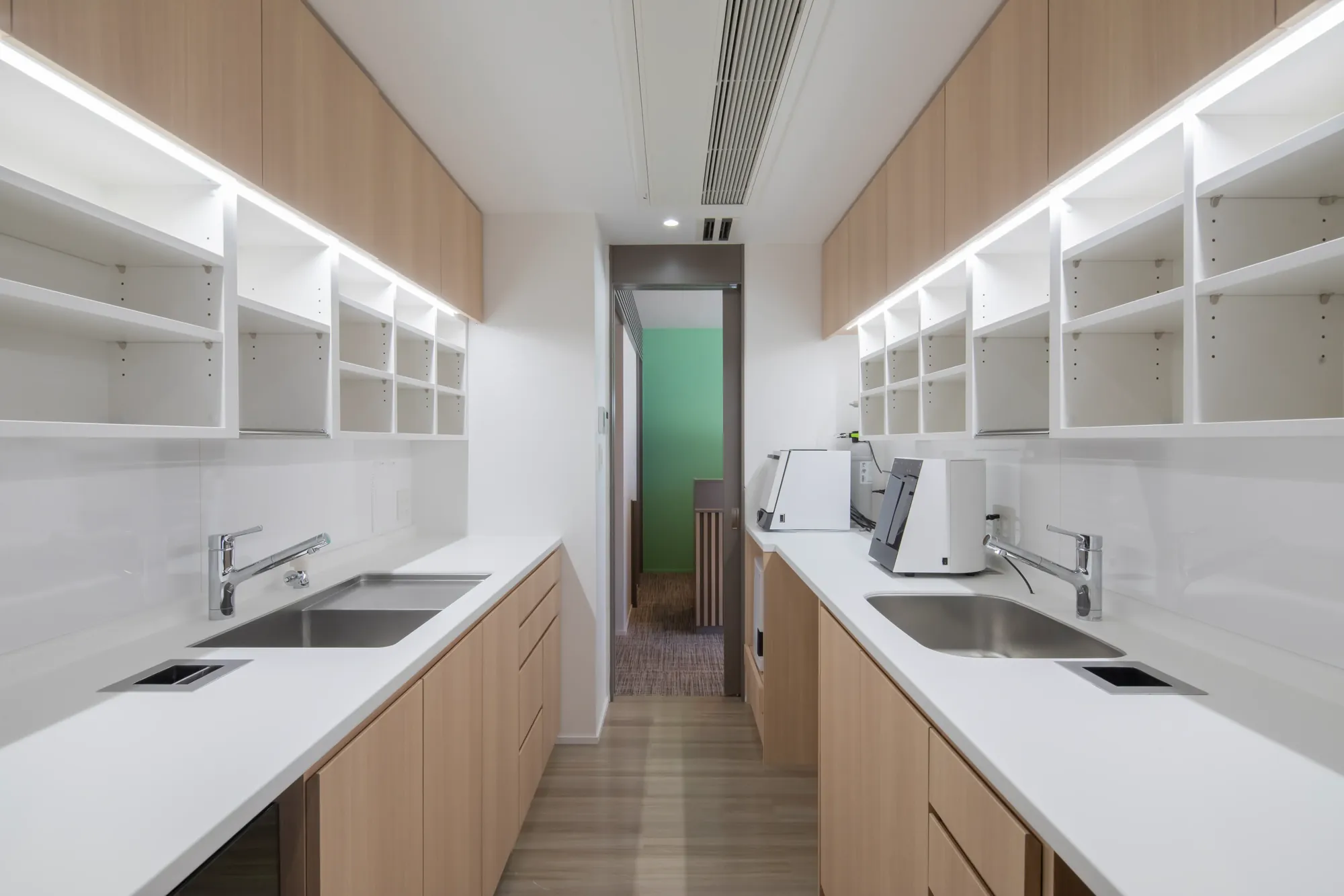Yard Dental Clinic interior